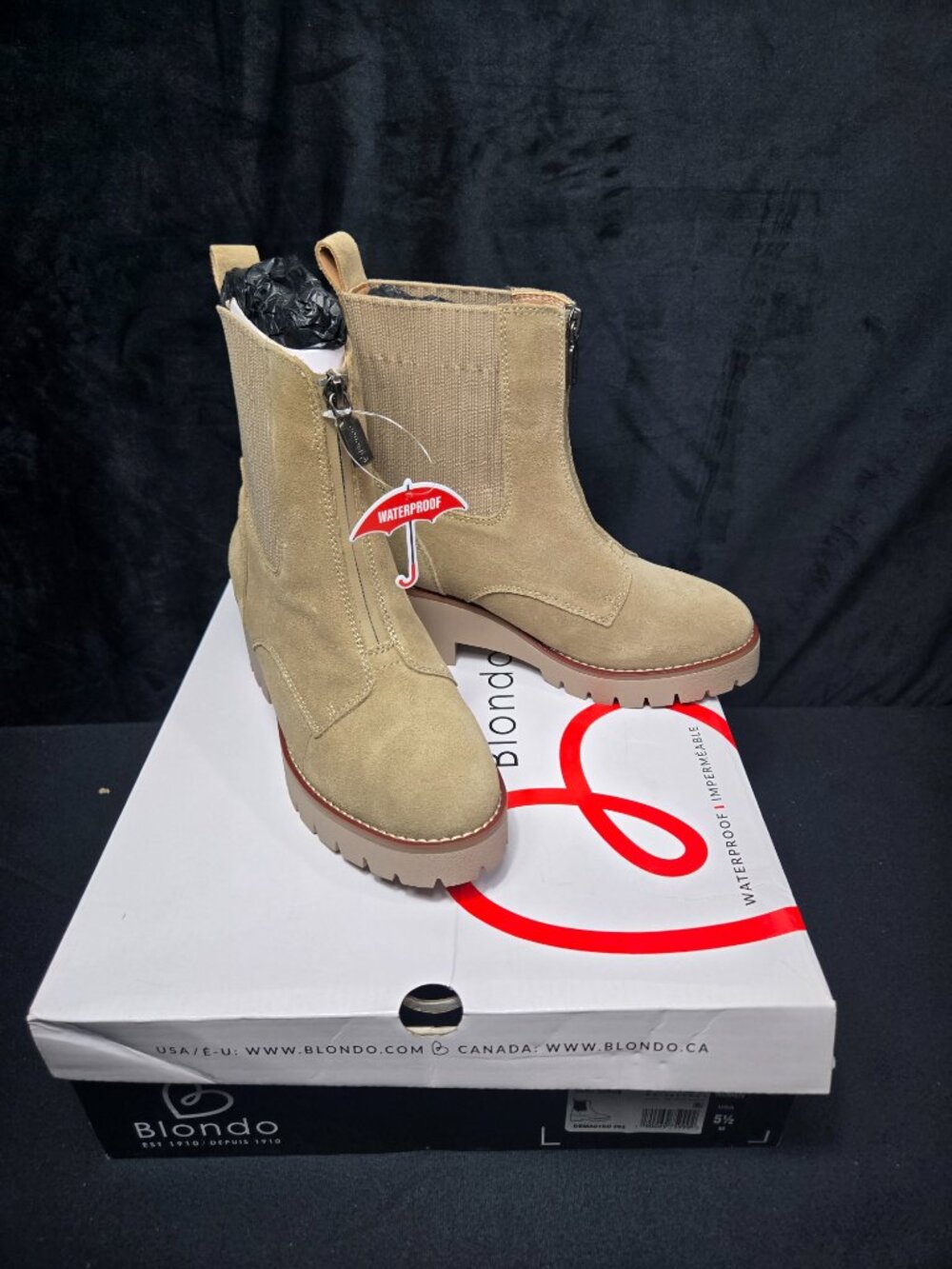 Blondo Demaria Women's 5.5 Sand Suede Waterproof Ankle Boots NIB